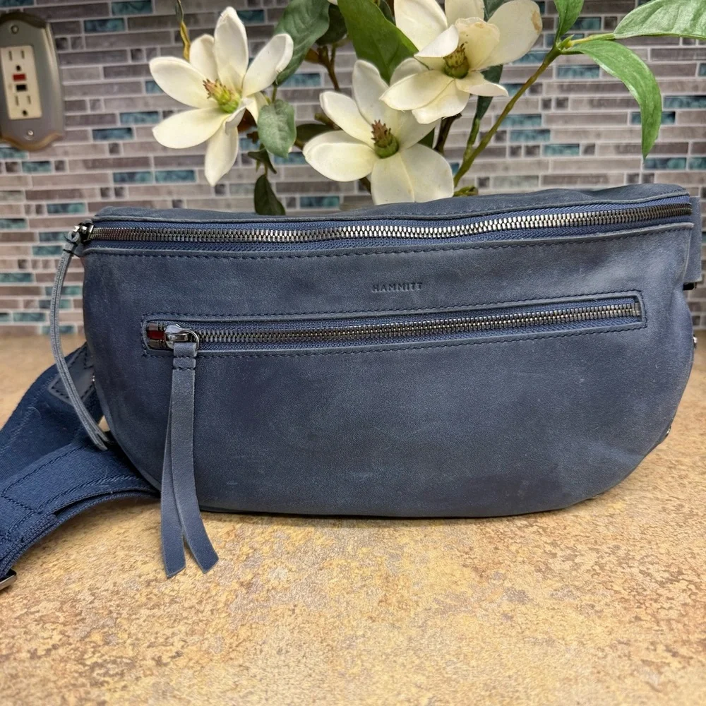 Hammitt Charles Large Vintage Navy purse
